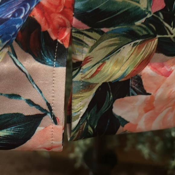 Strapless Floral Dress Size 4 - Picture 3 of 4